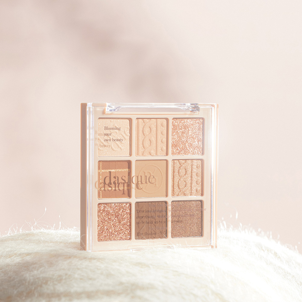 Bảng Phấn Mắt Dasique Shadow Palette phù hợp trang điểm trong mọi phong cách