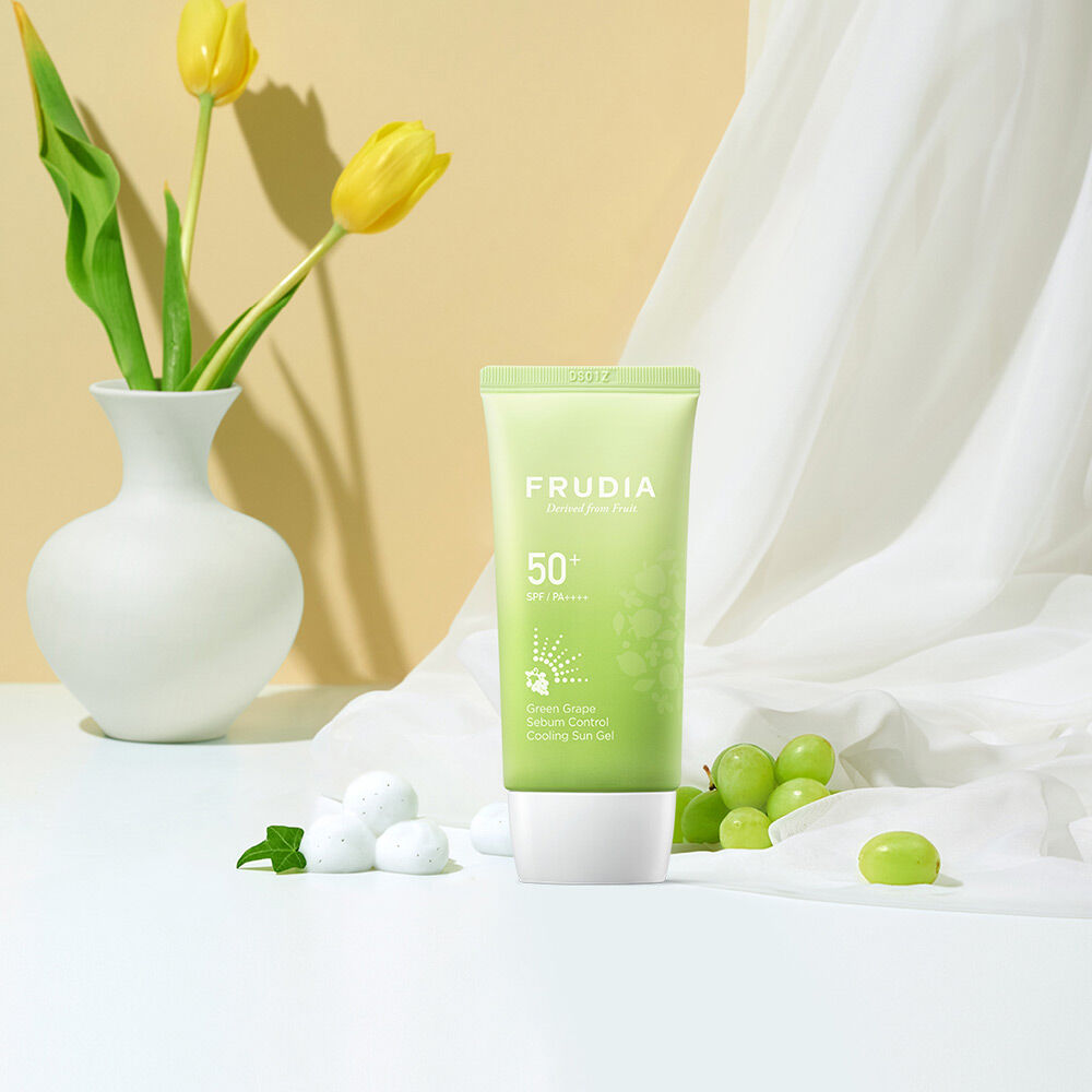 Frudia Green Grape Sebum Control Cooling Sun Gel SPF50+ PA++++ 50g