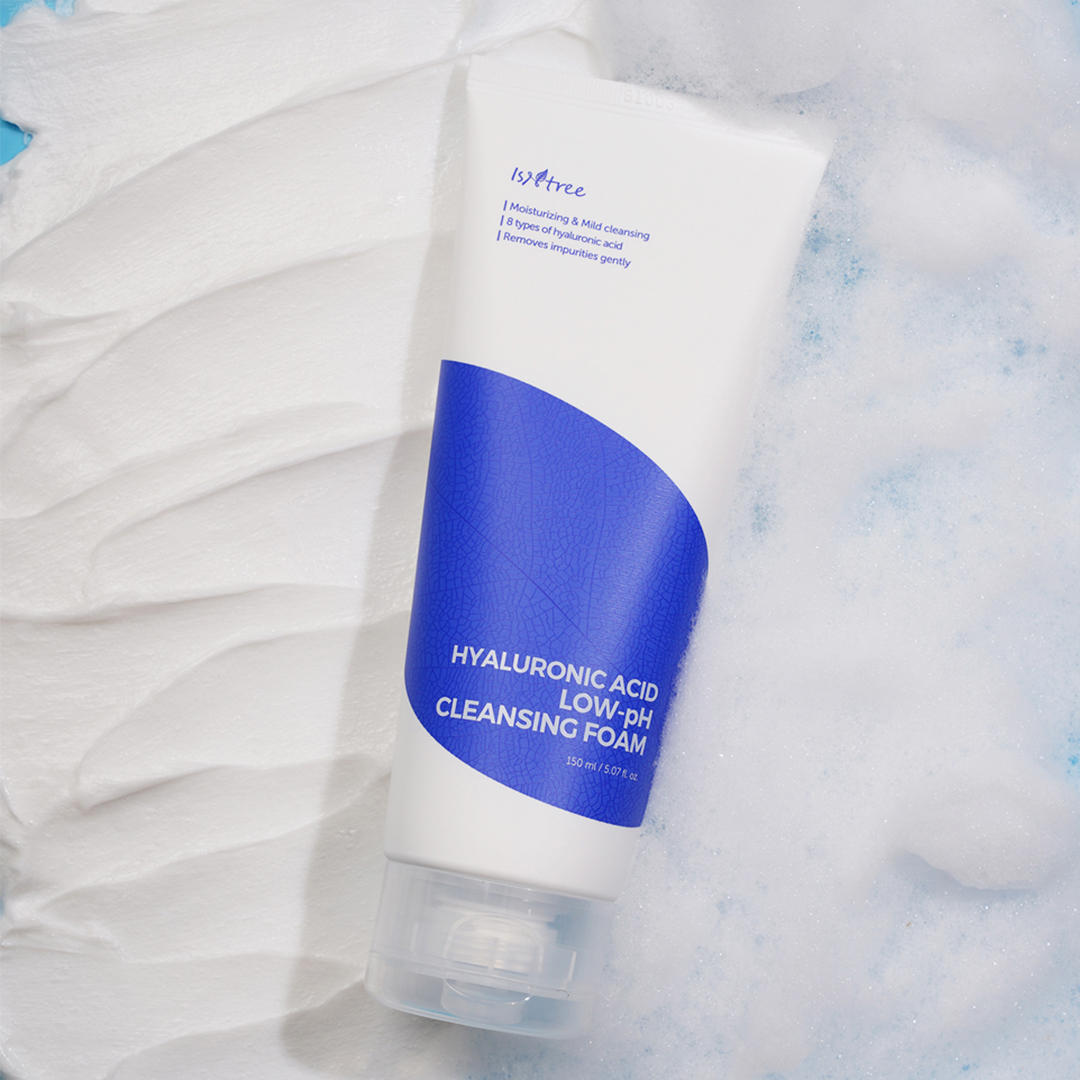 Isntree Hyaluronic Acid Low-PH Cleansing Foam 150ml - 1