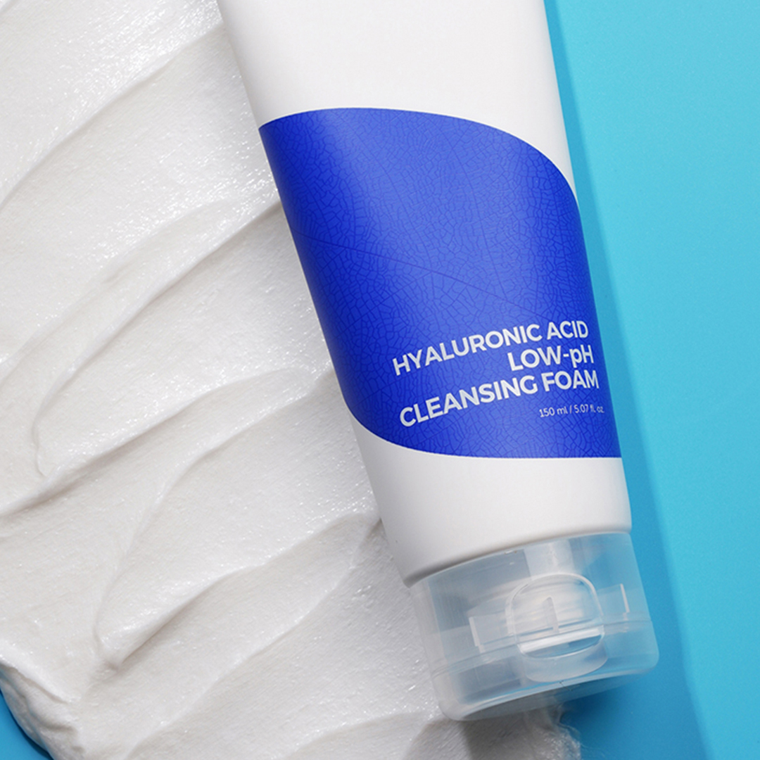 Isntree Hyaluronic Acid Low-PH Cleansing Foam 150ml - 2
