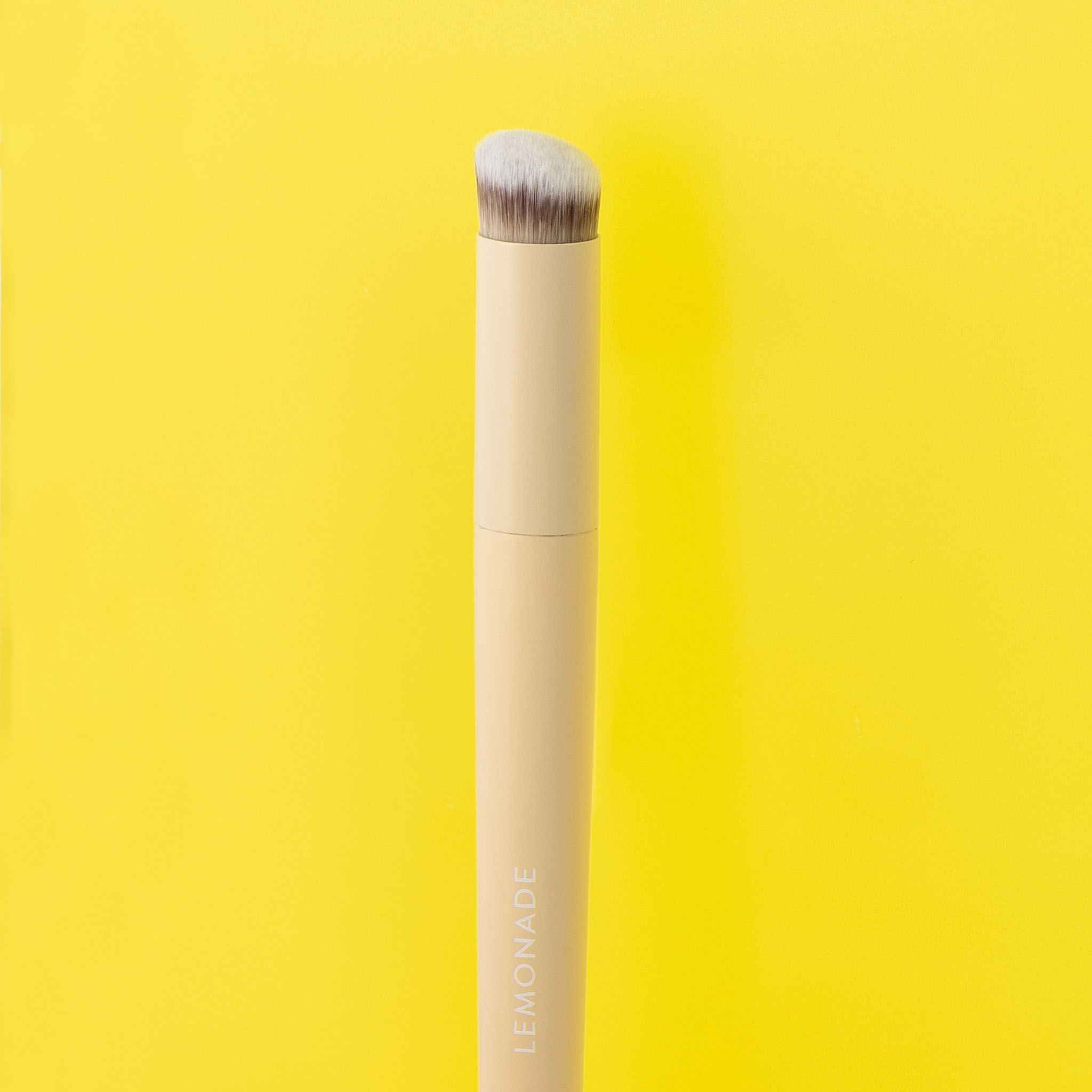 Lemonade Concealer Brush 1s