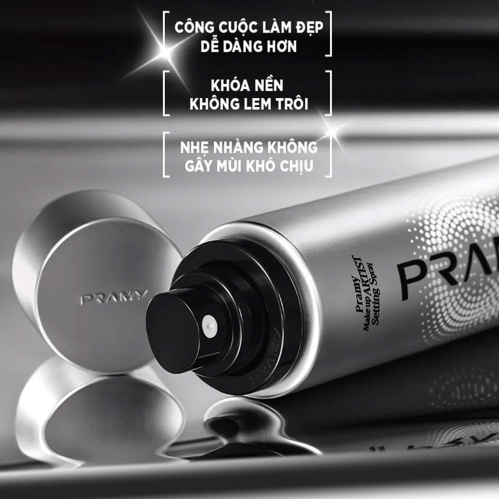Pramy Makeup Artist Setting Spray 100ml - Xịt khóa nền giúp cố định lớp trang điểm, hạn chế trôi, lem và xuống tông trong nhiều giờ. Công thức cấp ẩm hỗ trợ giảm tình trạng khô mốc và bong nền. Pramy-Makeup-Artist-Setting-Spray-100ml-1
