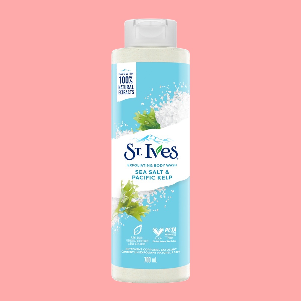 Texture and gel formula of ST. Ives Exfoliating Sea Salt & Pacific Kelp 700ml body wash