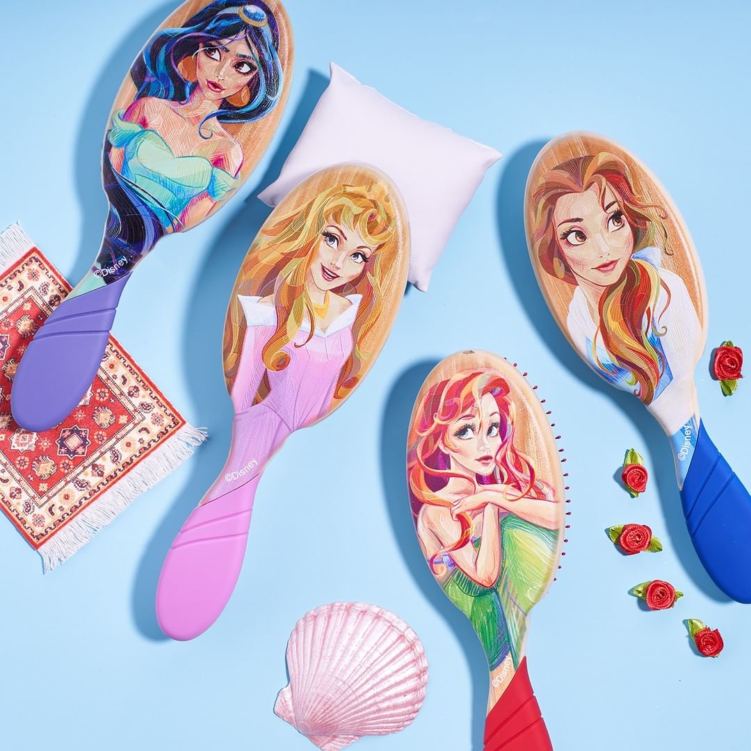 Wet Brush Pro Detangler Disney Stylized Princess Ariel